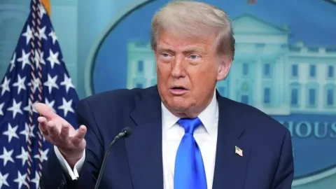 ترامب يهدد كوبا بعد إيران: روبيو لإنهاء الأمر وعقوبات جديدة