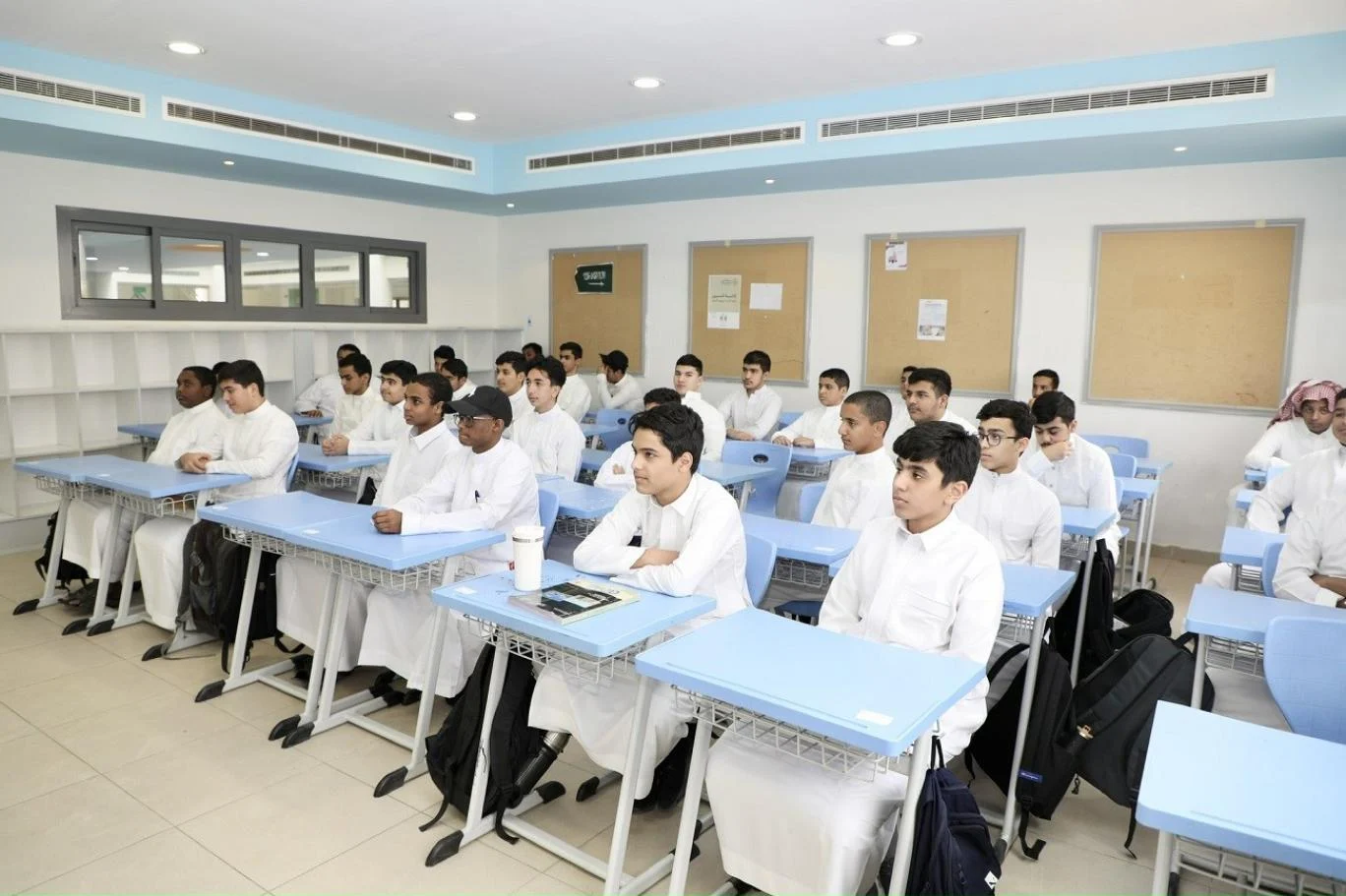 متى عودة المدارس 1446 للطلاب والمشرفين؟ وزارة التعليم تُجيب وتوضح تأثيرات عودة المدارس 1446 على الطلاب والمجتمع المدرسي 