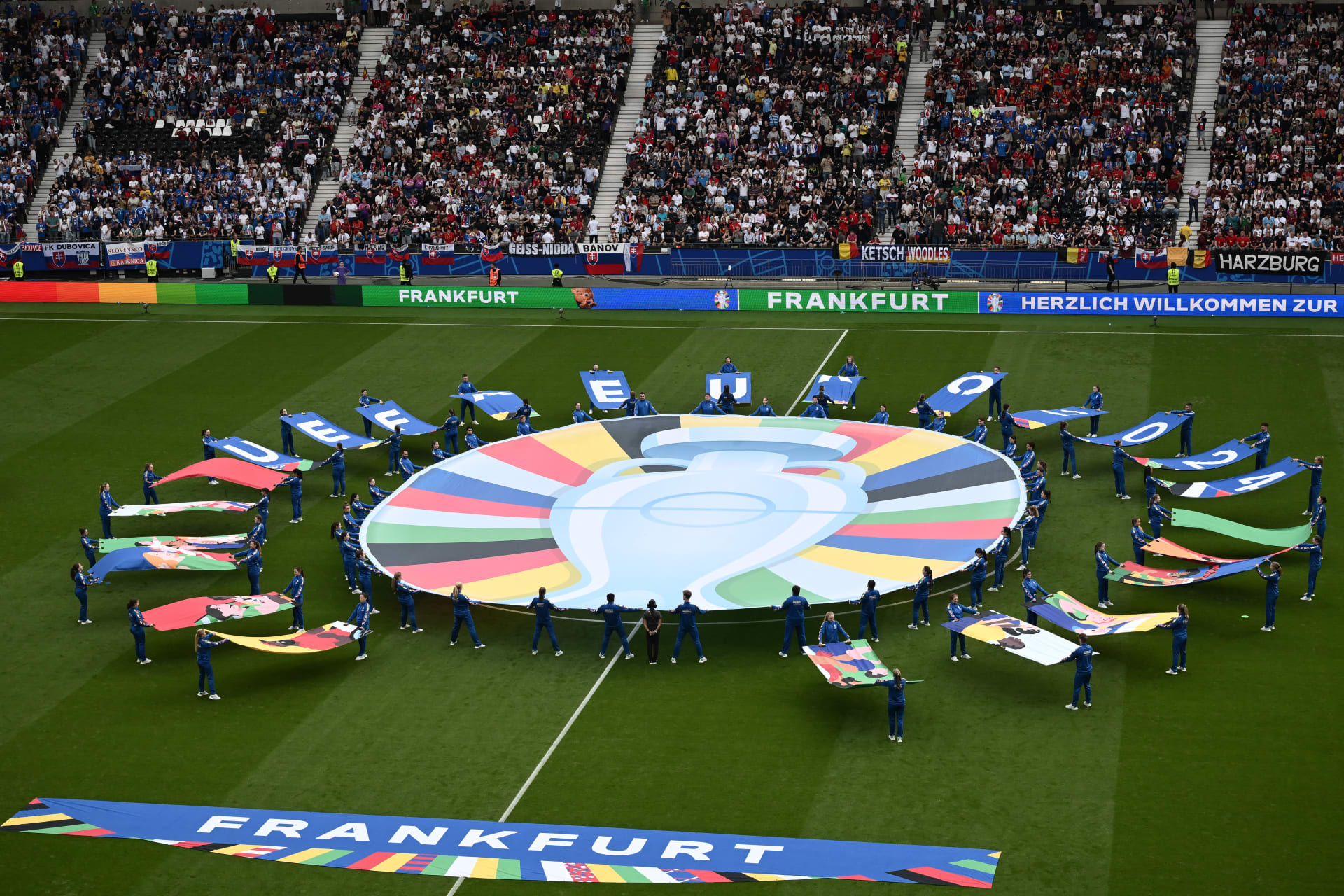 نهائي يورو 2024 متى موعد مباراة إسبانيا وإنجلترا والقنوات الناقلة للمواجهة الحاسمة