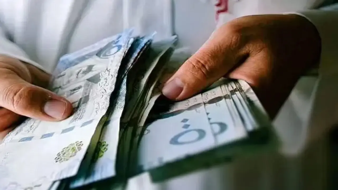 زيادة 1000 ريال مكرمة ملكية لمستفيدي الضمان الاجتماعي المطور لشهر سبتمبر دعم إضافي بمناسبة اليوم الوطني